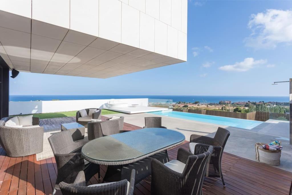 La Villa Blanca Luxury Villa Barcelona & Costa Brava Sant Vicenç de Montalt Exterior foto